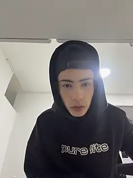 Sebastian_Reed live sex cam