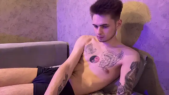 MikeCalix live sex cam