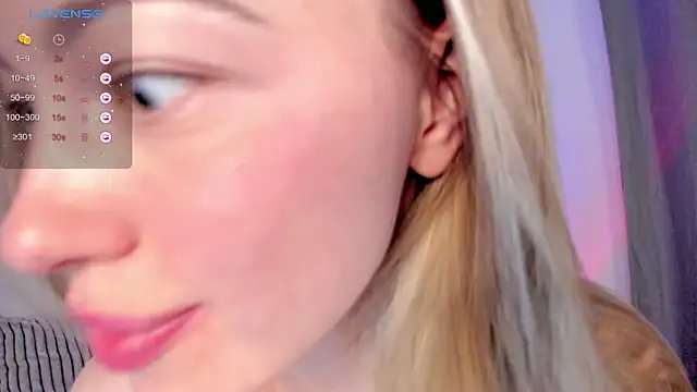 damn_cutie's cam snapshot