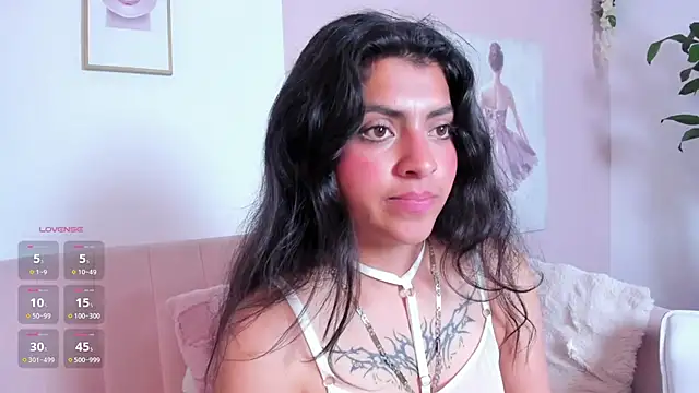 Julie_devani's cam snapshot