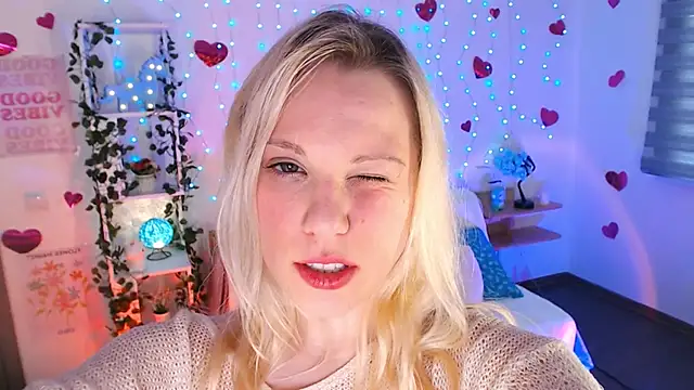 Betty_Vega's cam snapshot