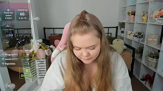 Erica__Alta's cam snapshot