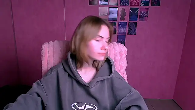 Fiona_Night's cam snapshot