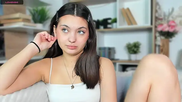 FunnyyMonkeyy's cam snapshot