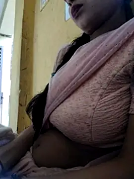 Binnu_rani live sex cam