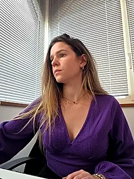 lucie_mehott's cam snapshot