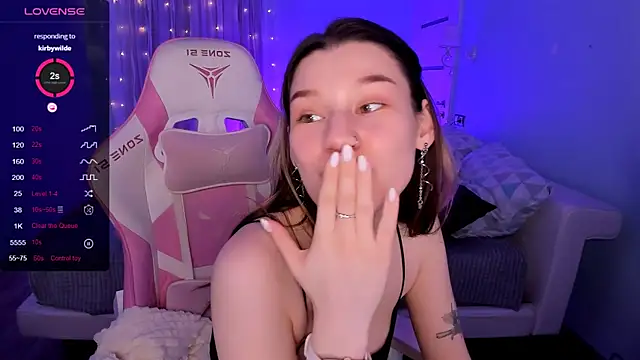 LinaBlossom_ live sex cam