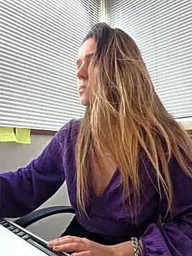 lucie_mehott live sex cam