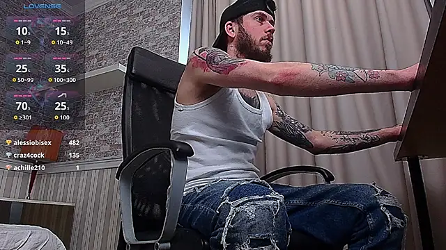 JonahShaw live sex cam