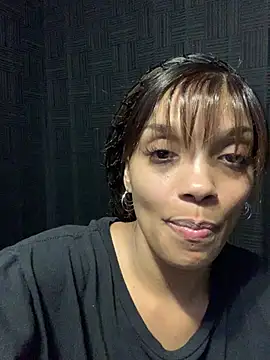 Rakiyahcharms live sex cam