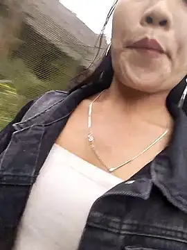 gugu0022's cam snapshot