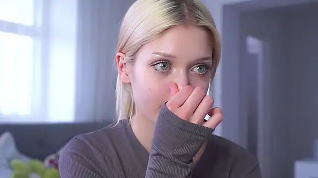 TaraBomstad's cam snapshot