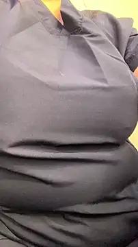 Sara25_07's cam snapshot