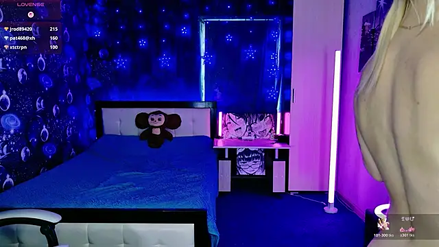 NaomiHita live sex cam