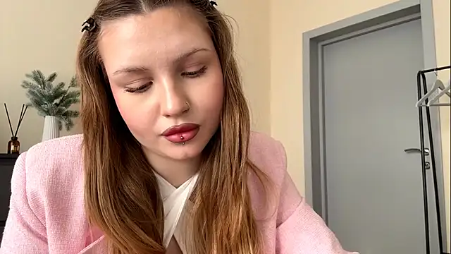 PledHoly's cam snapshot