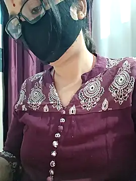 Aishwaryaa_69's cam snapshot