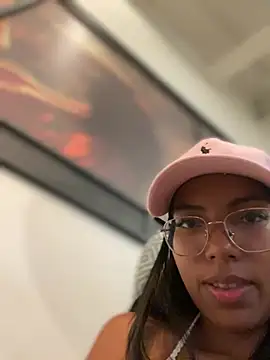 SheenaBrooke live sex cam