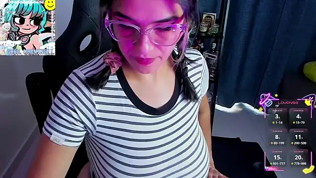 Roxy_clark live sex cam