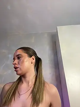 ElizabethSin live sex cam