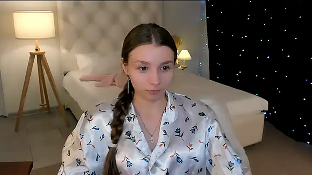 JulieDaniel live sex cam