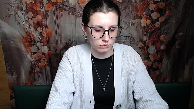 LilianaShine's cam snapshot