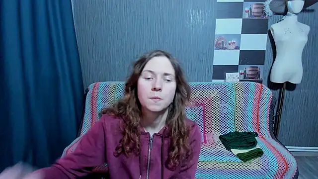 pa1e_pr1ncess's cam snapshot