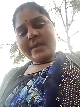 Pinki_raja live sex cam