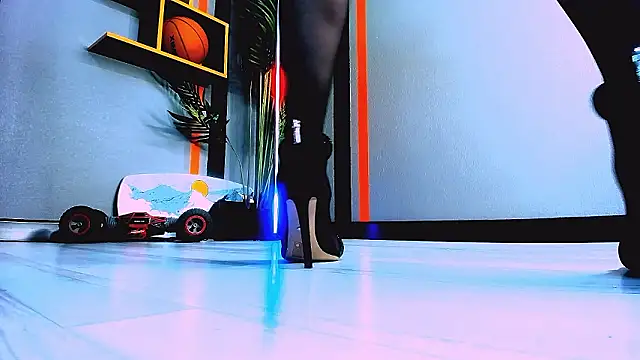 AnaMills's cam snapshot