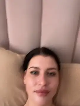 KikiWatson live sex cam