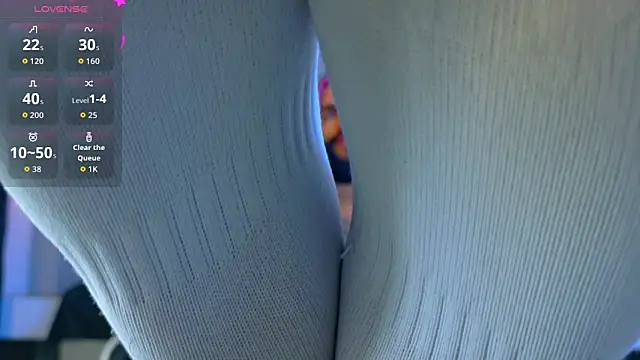 Thaiel_Fosteer live sex cam