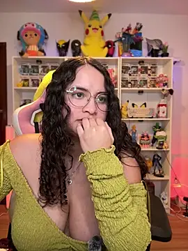 Sweet_sully__ live sex cam