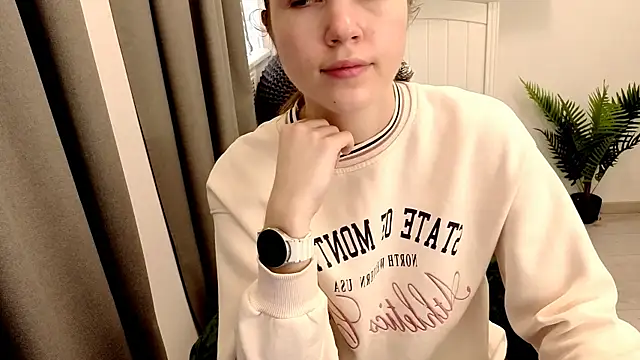 Just_L0VE_me's cam snapshot