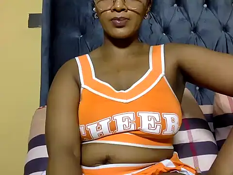 BOOTY_BANGERxxx's cam snapshot