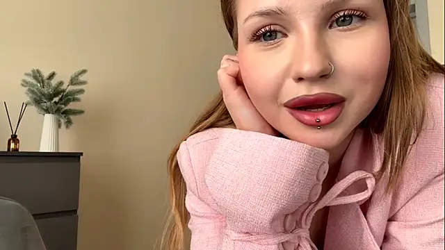 PledHoly's cam snapshot