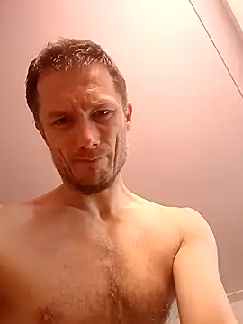 Wilsonn86 live sex cam