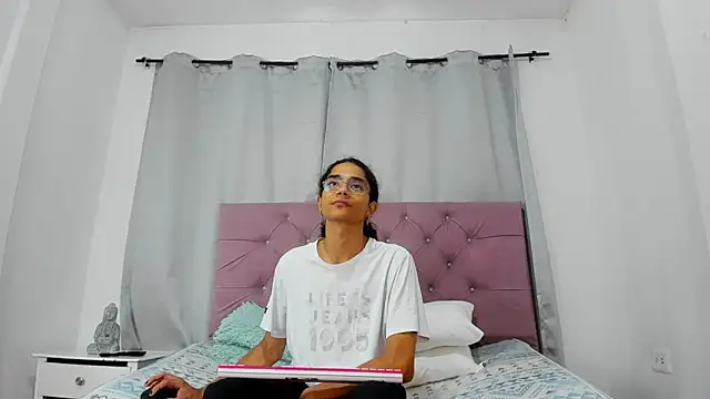 EthanBlackwoodd live sex cam