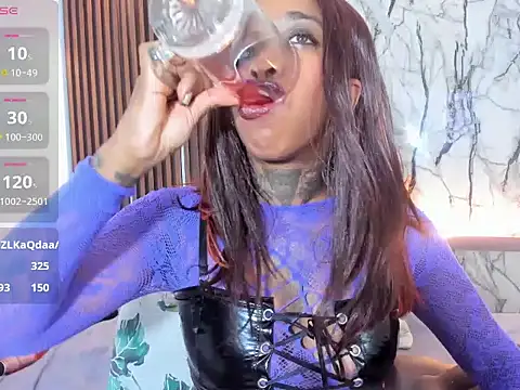 Pauline_Fox live sex cam