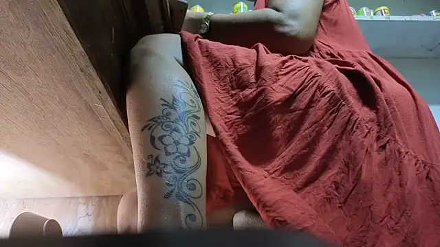 Loreanegel_kissme105's cam snapshot