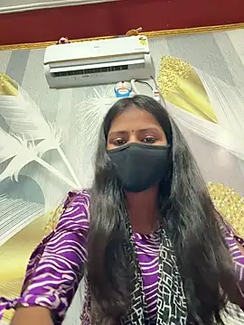 Curvy_Taara's cam snapshot