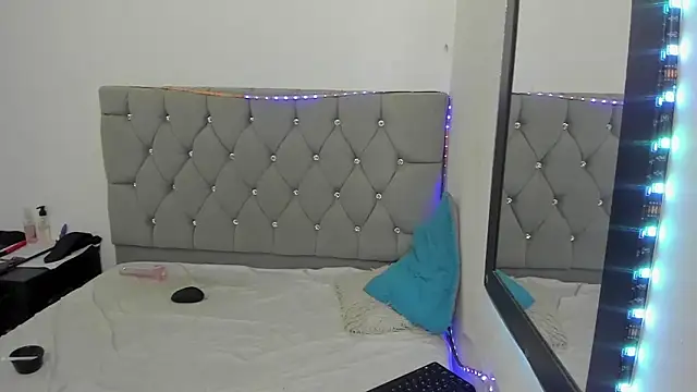 _1DERECK's cam snapshot