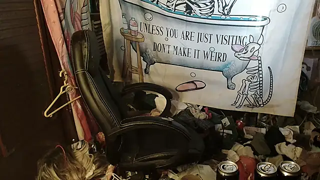 Ombeline1 live sex cam