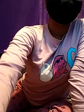 Your_Sweety43 live sex cam