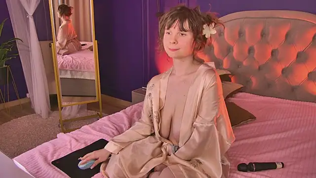 Lilly_Stark's cam snapshot