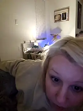 VirginDaisy live sex cam