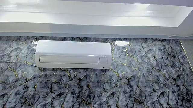 aliccecooper's cam snapshot