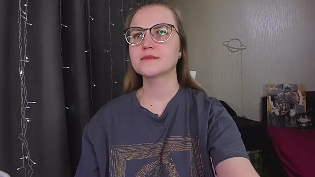 MissBrightShine's cam snapshot