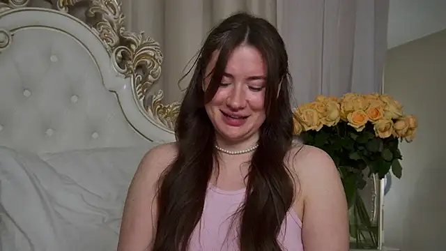 MeganStrain live sex cam