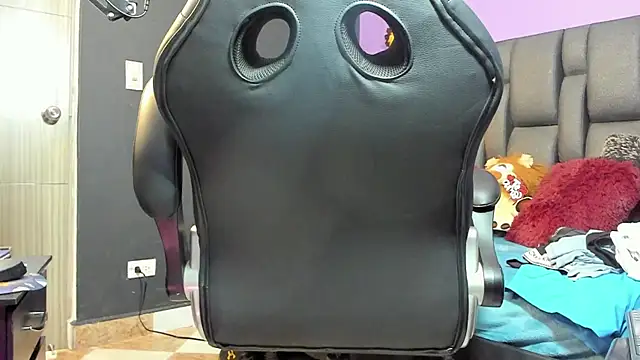 Lyon_vach live sex cam