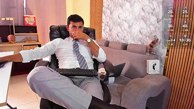 Hideintheoffice live sex cam