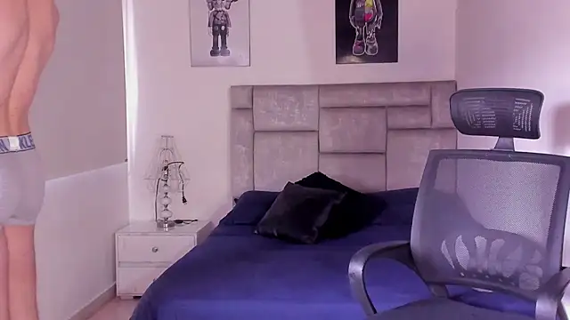 paul_rogerr live sex cam